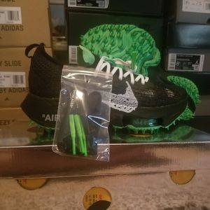 Nike x Off White Air Zoom Tempo Next% Low Sz 8.5